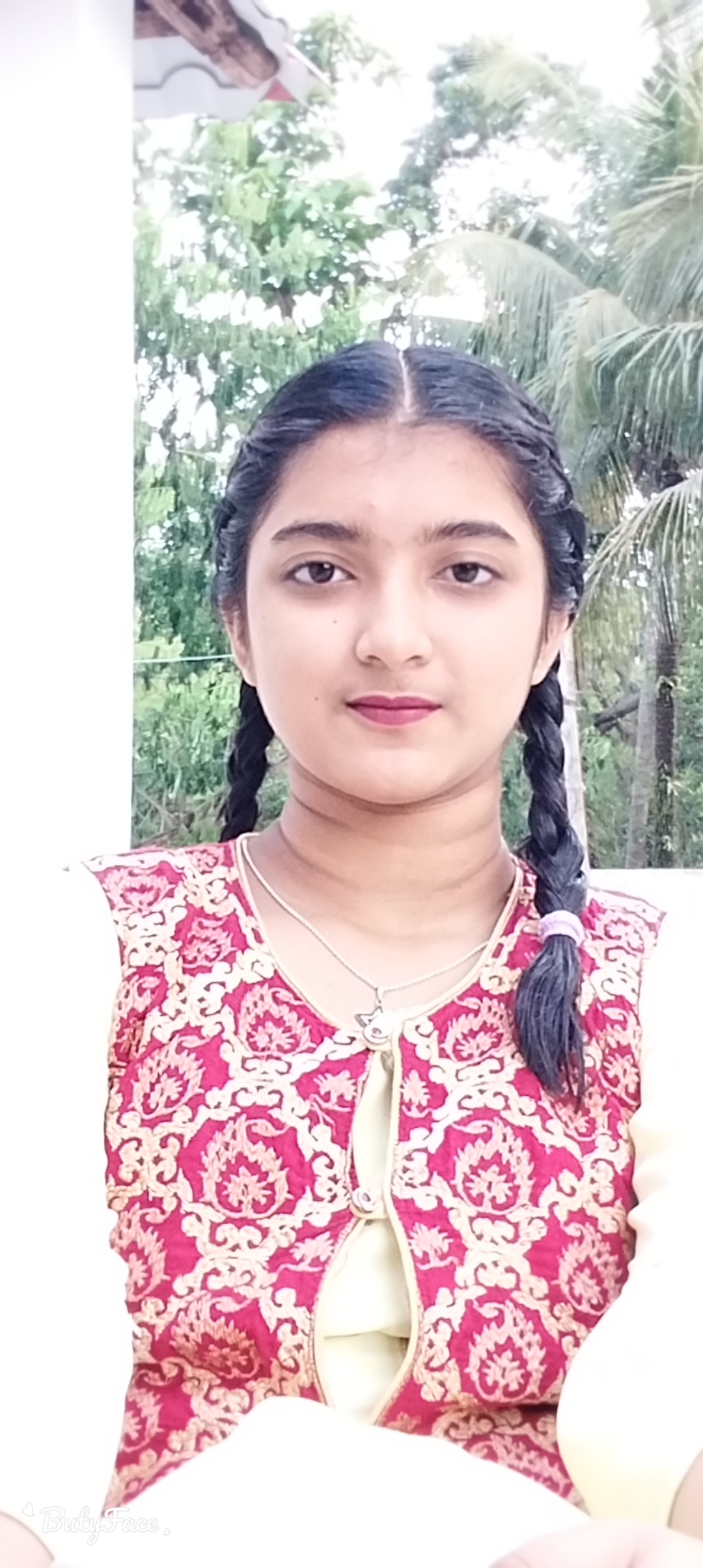 আসফিয়া তাবাসসুম তাহি